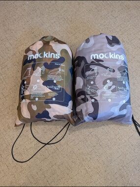 NWOT-two Mockins Camo Air Lounger Chairs With Drawstring Bag - Brown & Gray